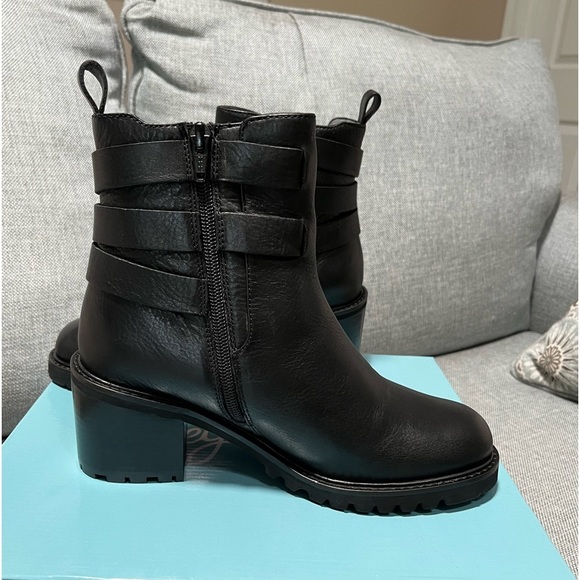 Give it a Whirl Bootie, SEYCHELLES - Picture 3 of 8